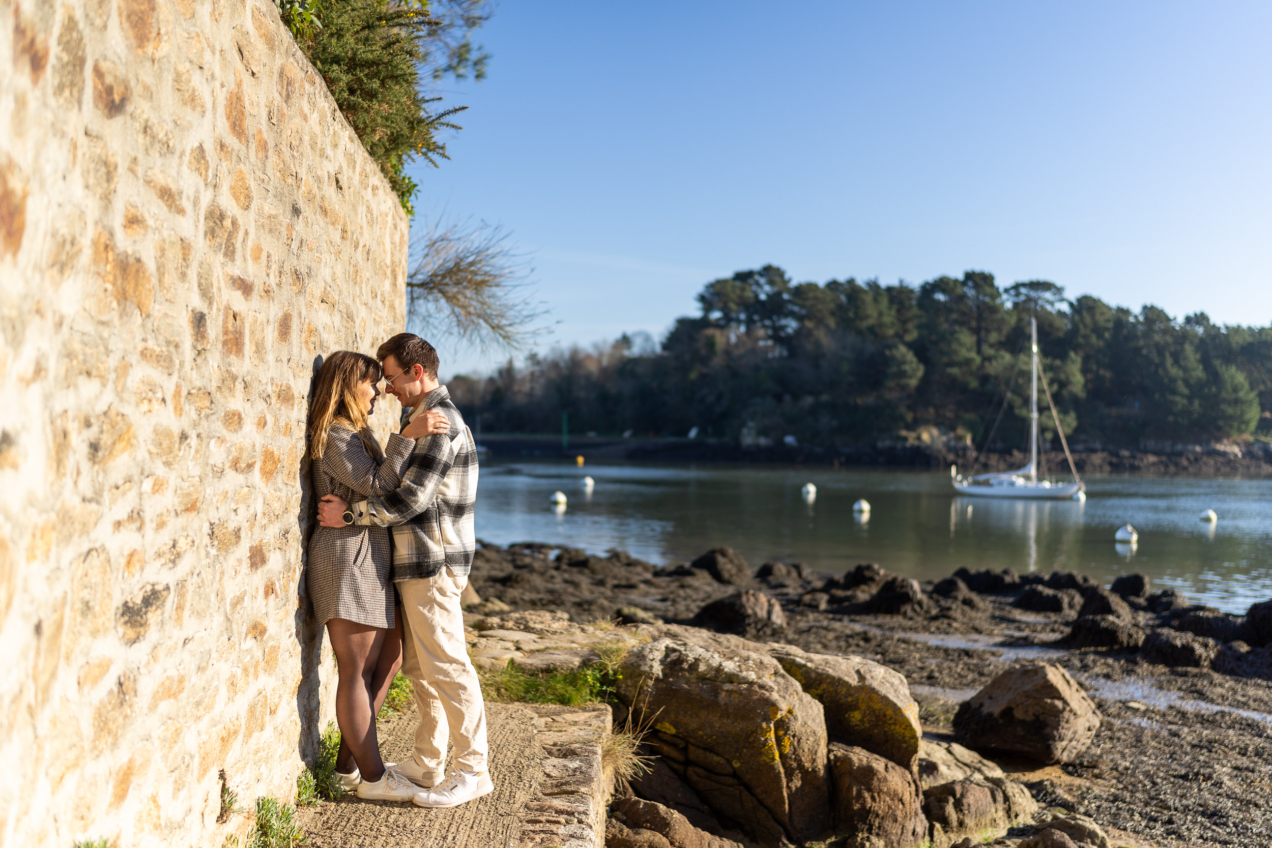 photo couleur couple soleil mur